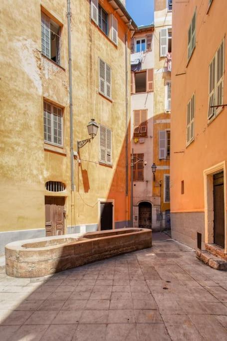 L16 Suite Malonat Vieux Nice 1 Min Mer/ 2 Chbres & Ac Luaran gambar